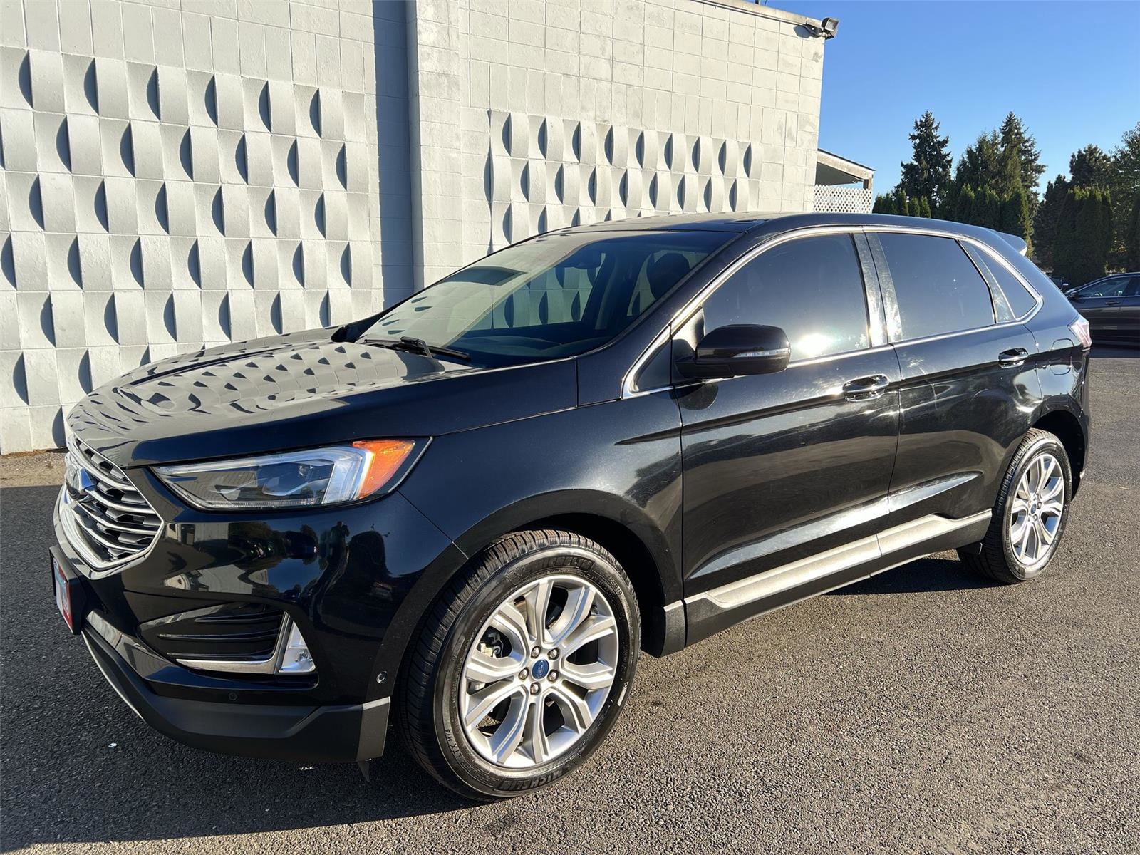 Used 2019 Ford Edge Titanium w/ Equipment Group 301A