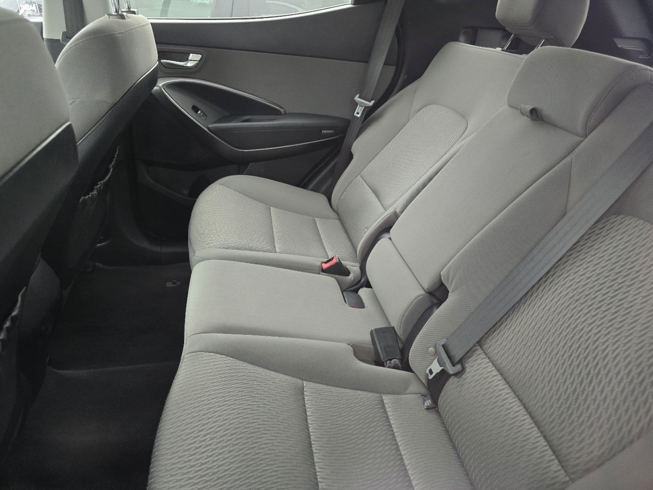 Used 2018 Hyundai Santa Fe Sport AWD/4WD image 24