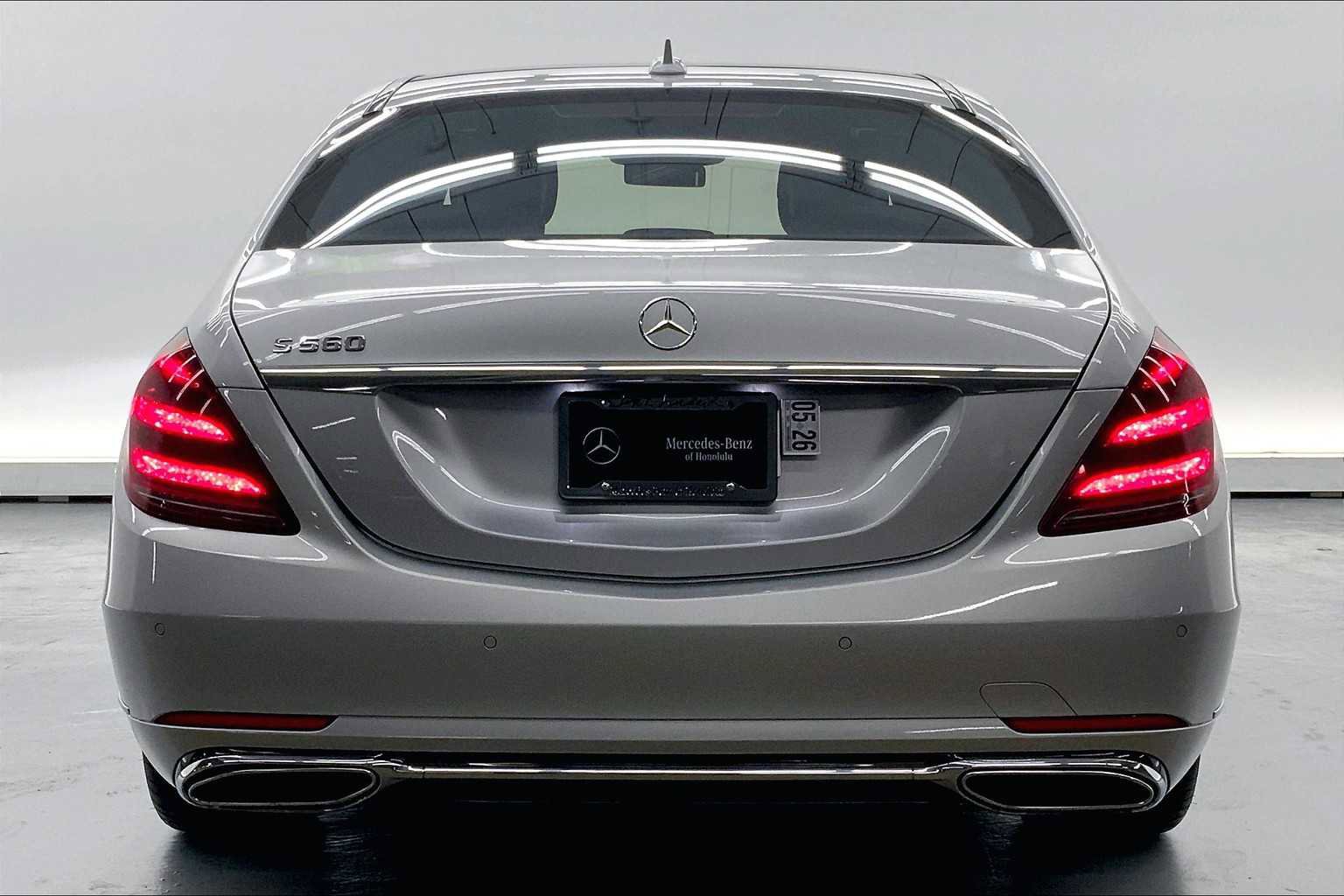 Used 2018 Mercedes-Benz S 560 Sedan image 5