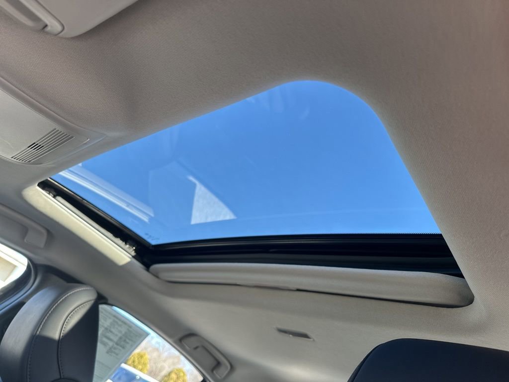 Used 2025 MAZDA MAZDA3 s image 11