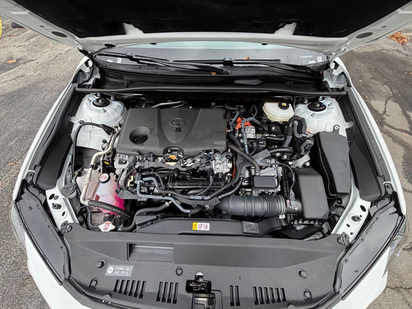 Used 2025 Toyota Camry SE image 32