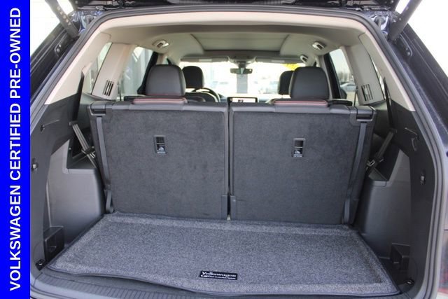 Used 2025 Volkswagen Atlas Peak Edition SE image 11