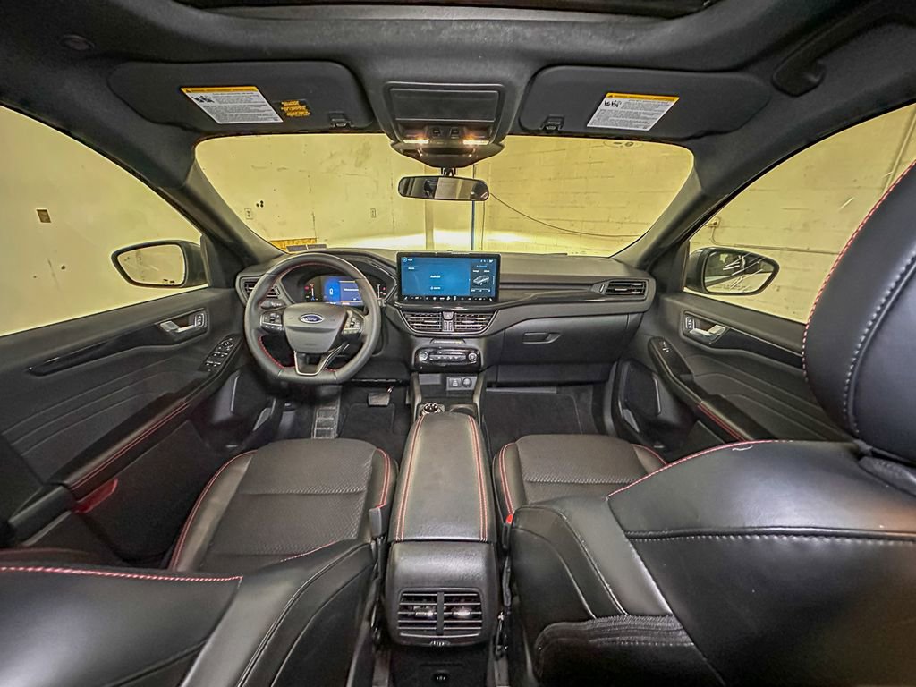 Used 2025 Ford Escape ST-Line w/ Tech Pack #1 image 29