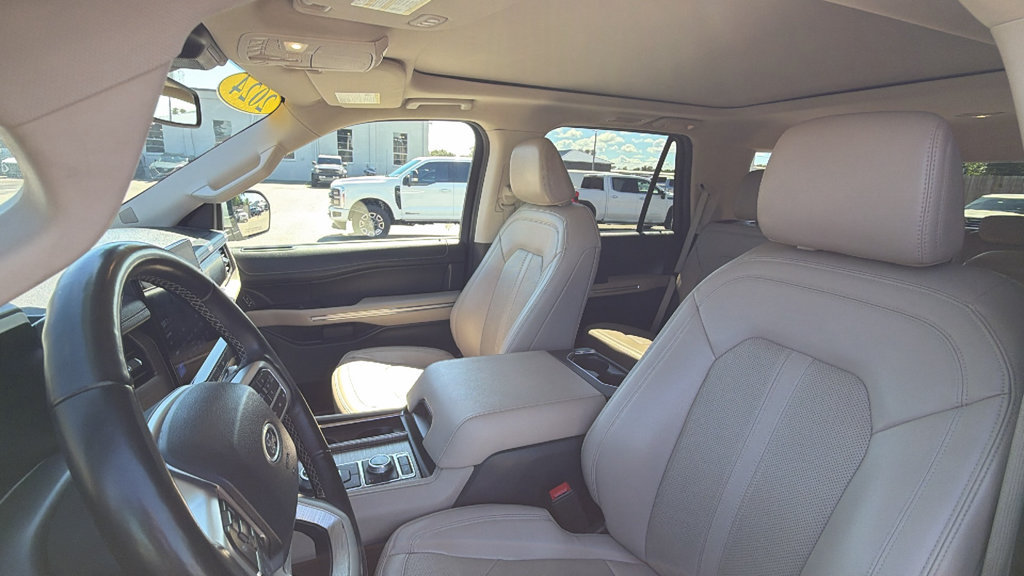 Used 2024 Ford Expedition Limited AWD/4WD image 22