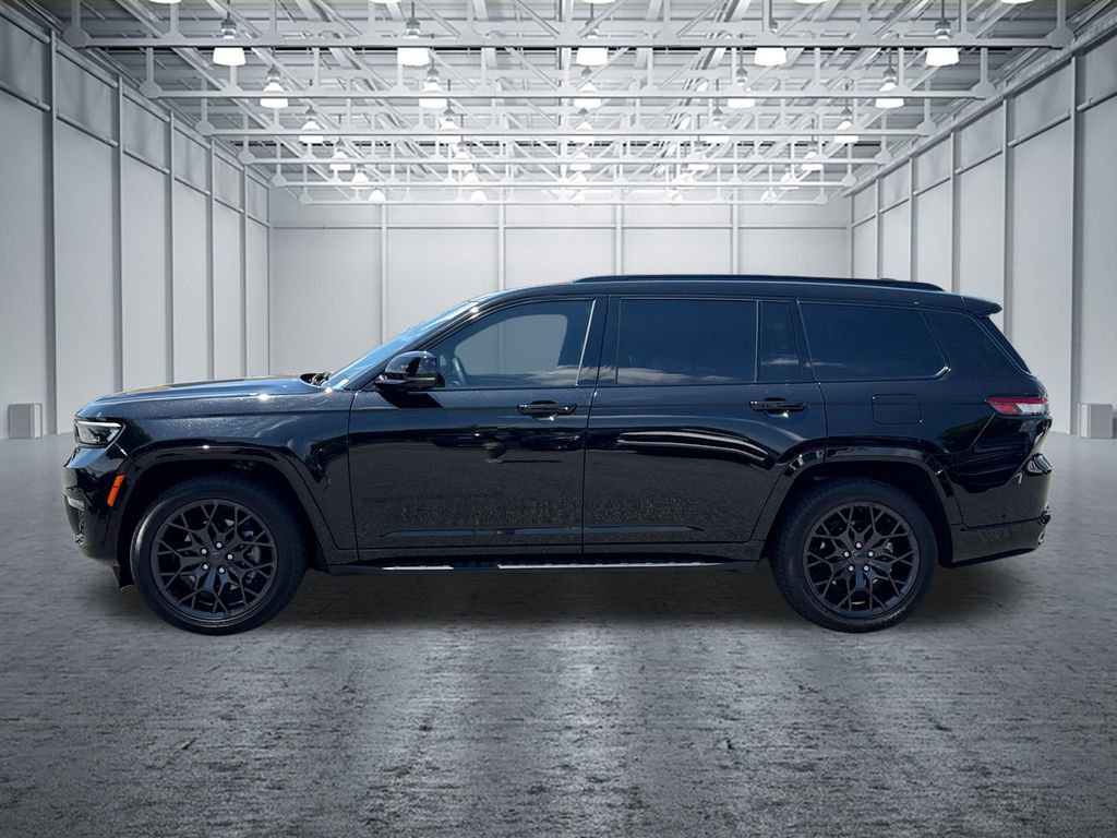 Used 2025 Jeep Grand Cherokee L Summit AWD/4WD image 4