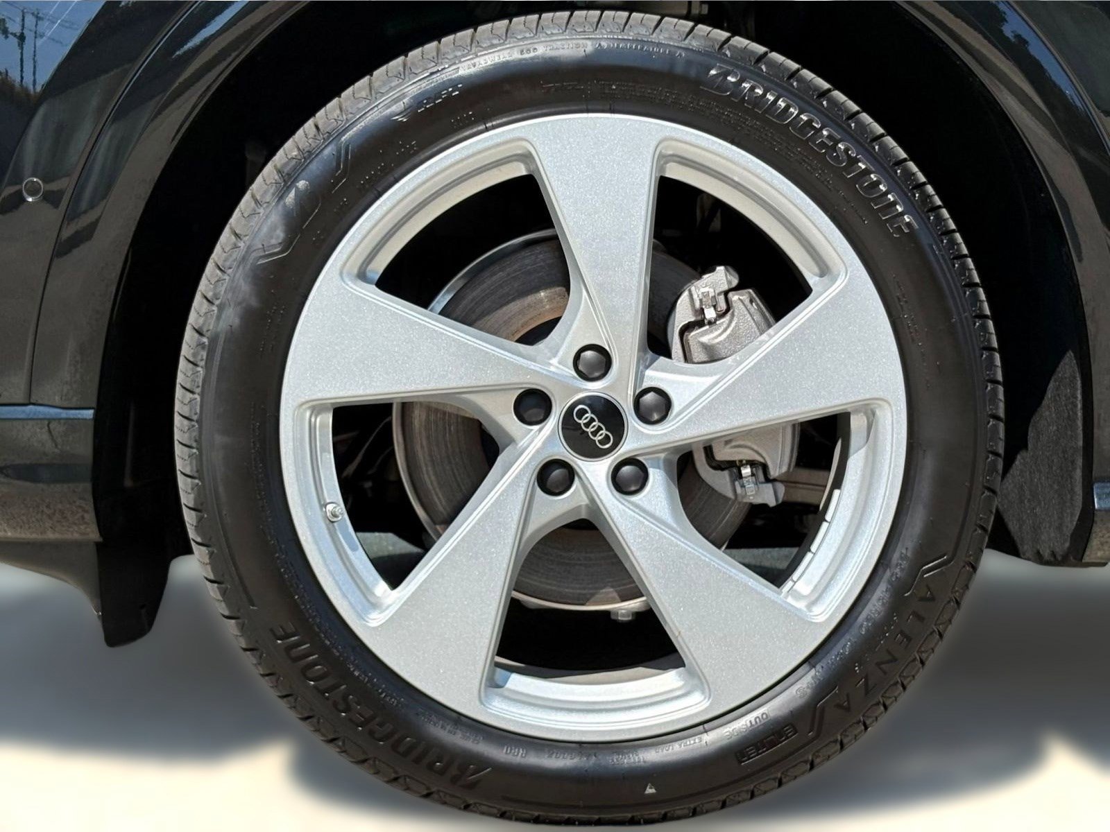 New 2025 Audi Q5 Prestige image 12