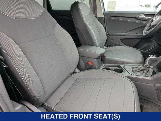 New 2025 Volkswagen Taos SE image 21