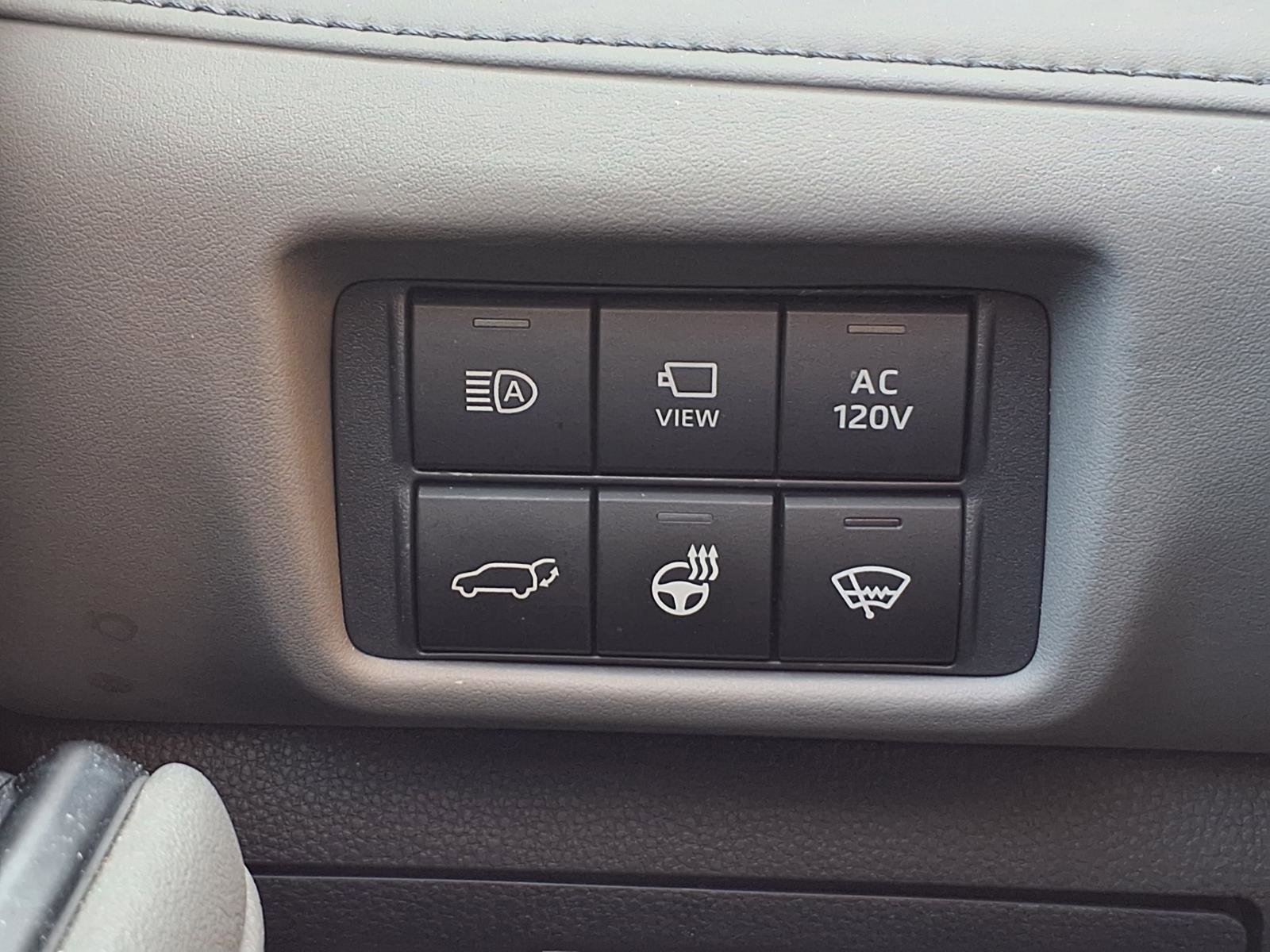 Certified 2021 Toyota Highlander Platinum image 16