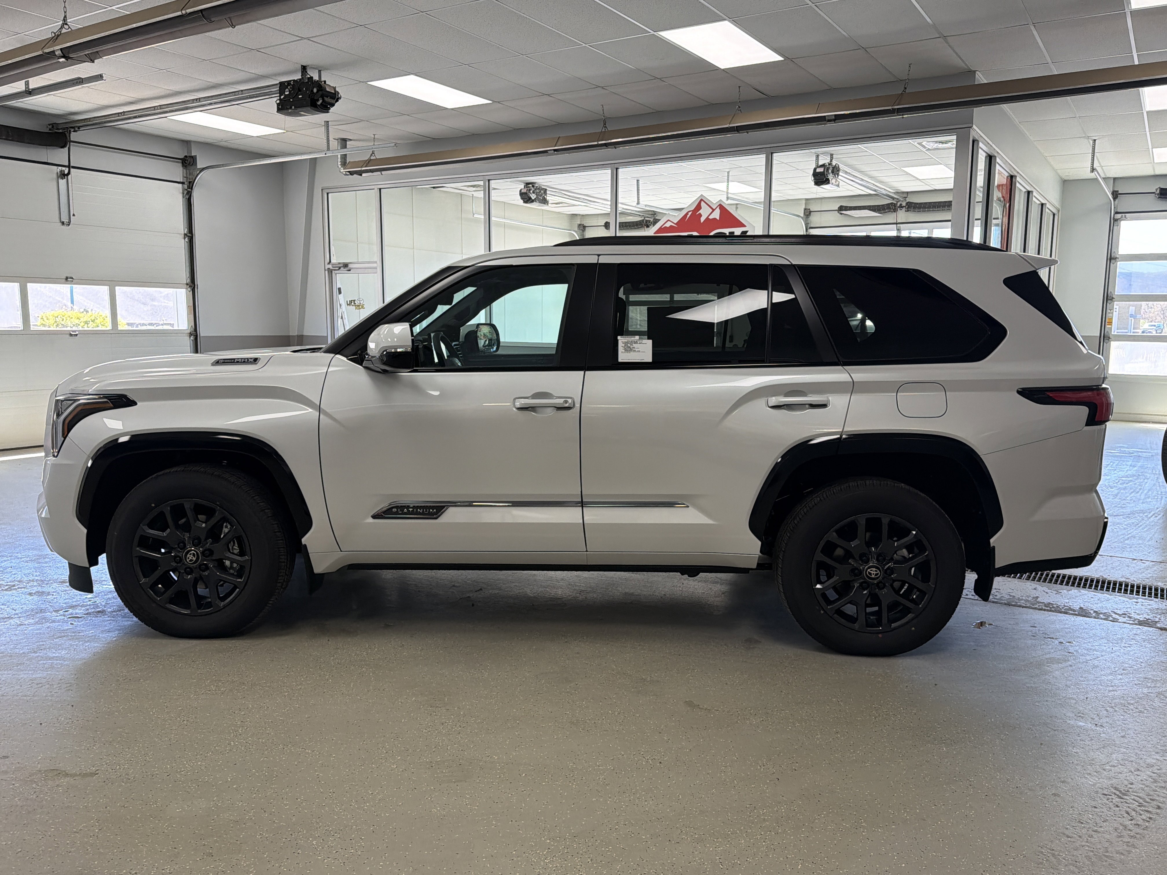 New 2026 Toyota Sequoia Platinum AWD/4WD image 5