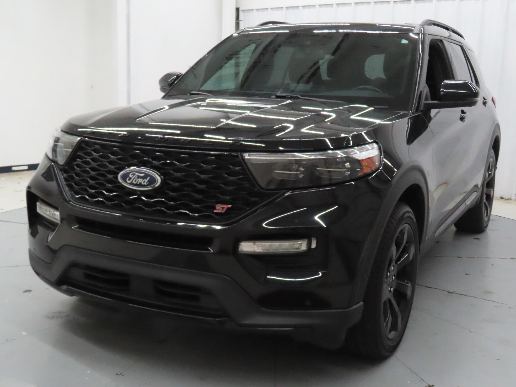 Used 2021 Ford Explorer ST w/ Equipment Group 401A AWD/4WD image 8