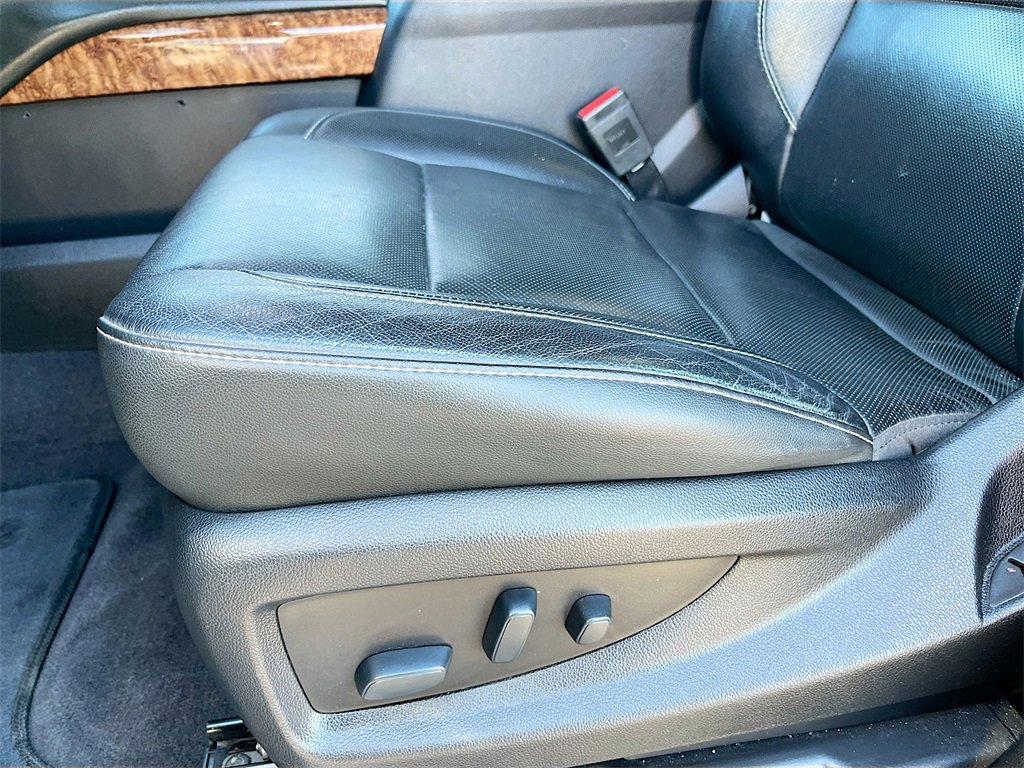 Used 2019 Chevrolet Tahoe Premier w/ RST 6.2L Performance Edition image 20