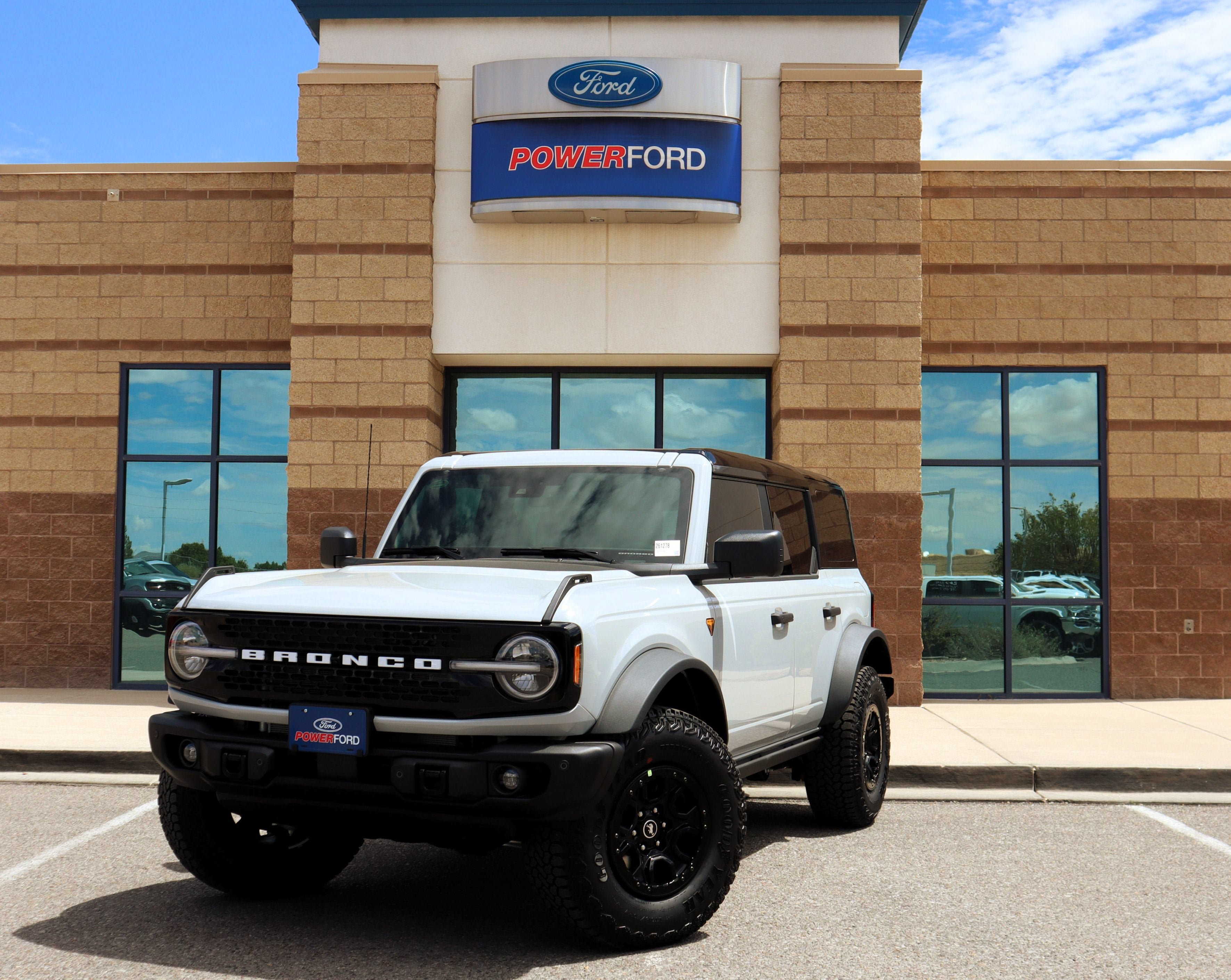 New 2026 Ford Bronco Badlands AWD/4WD image 2