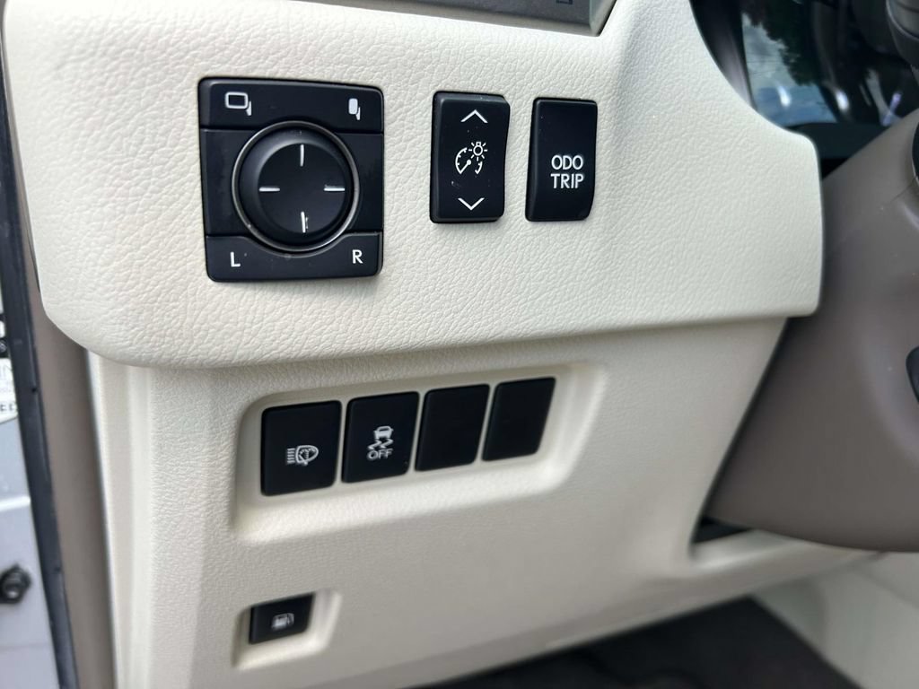 Used 2019 Lexus GX 460 Premium w/ Premium Package AWD/4WD image 20