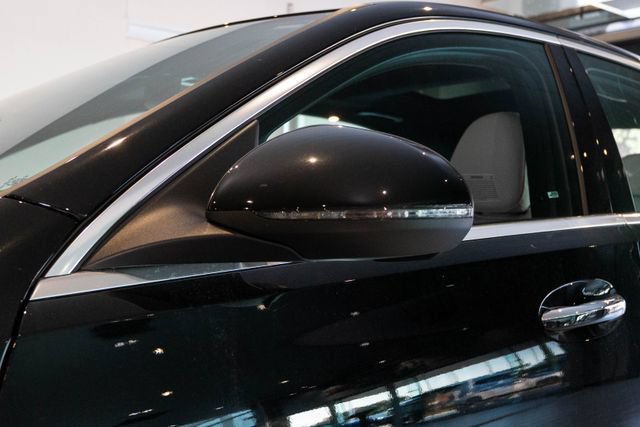 New 2026 Mercedes-Benz C 300 4MATIC Sedan image 10