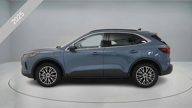 New 2026 Ford Escape SE w/ PHEV Premium Package FWD image 4
