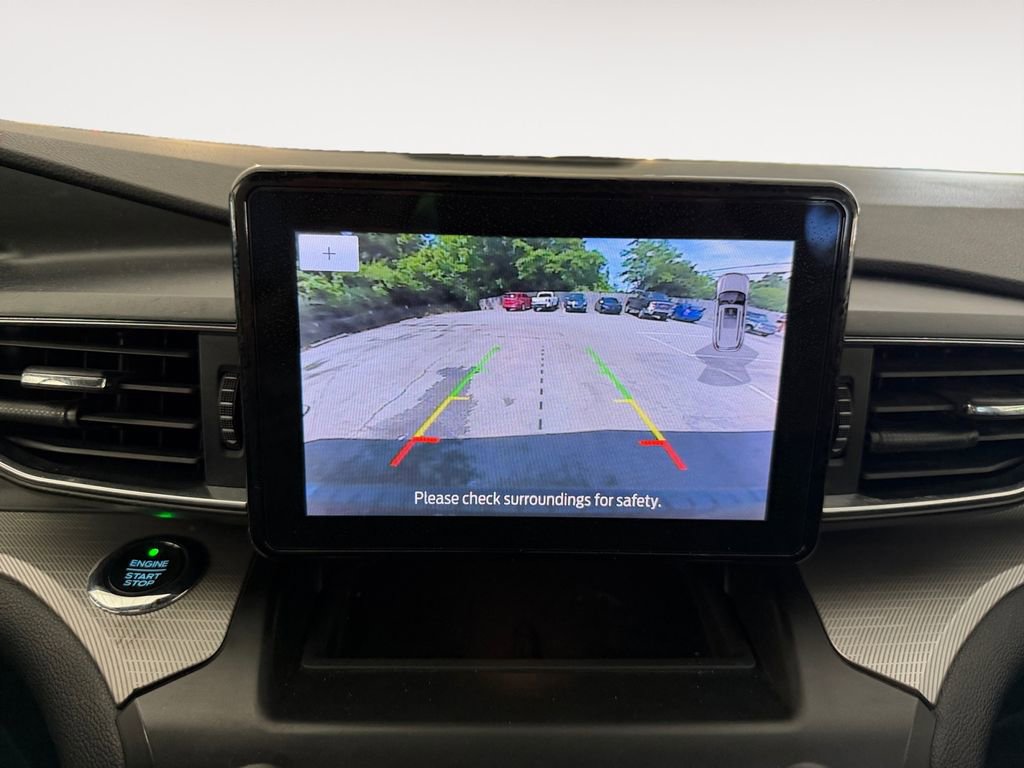 Used 2020 Ford Explorer XLT w/ Equipment Group 202A AWD/4WD image 9