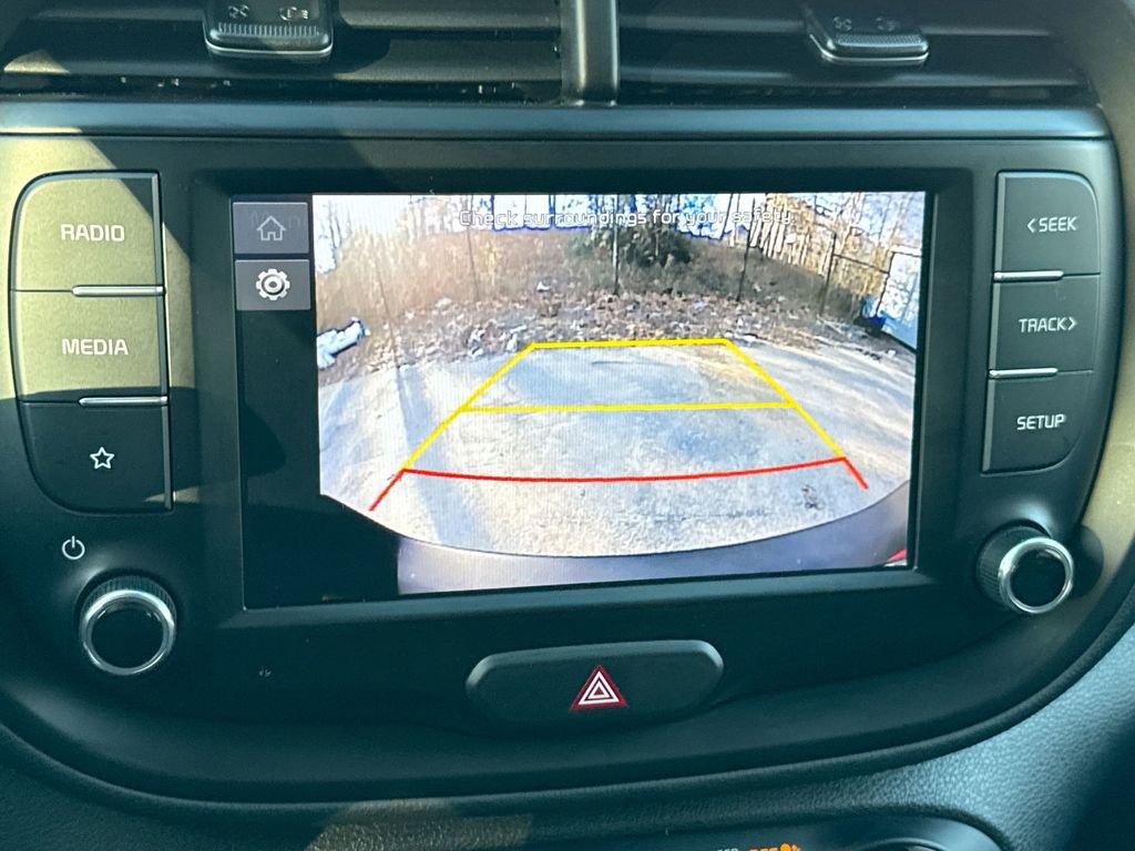 Used 2022 Kia Soul LX w/ Technology Package image 22