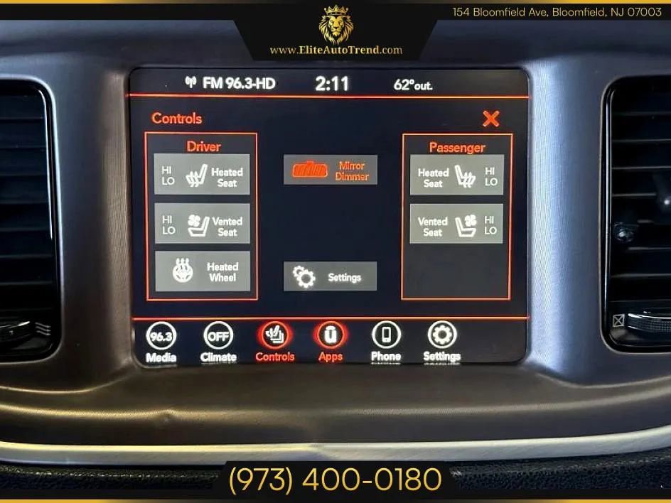 Used 2022 Dodge Charger SXT w/ Blacktop Package image 15