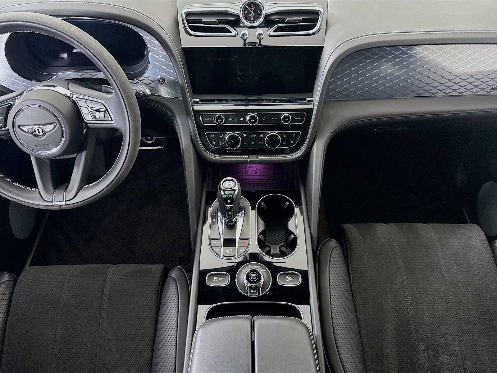 Certified 2022 Bentley Bentayga image 23