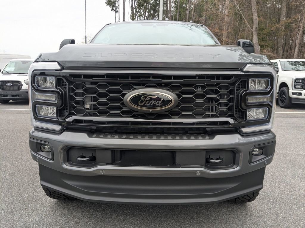 New 2026 Ford F350 Lariat w/ Black Appearance Package image 9