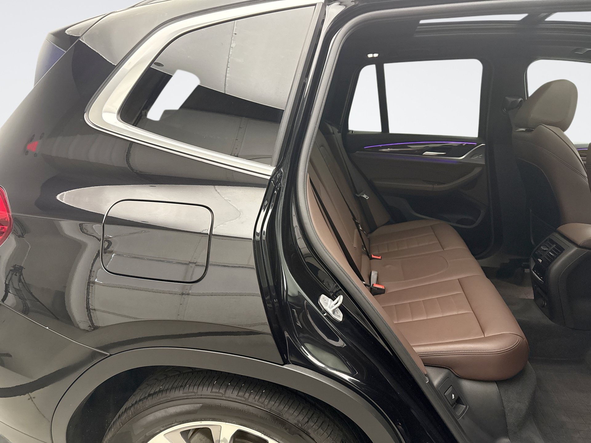 Used 2018 BMW X3 xDrive30i w/ Premium Package AWD/4WD image 19