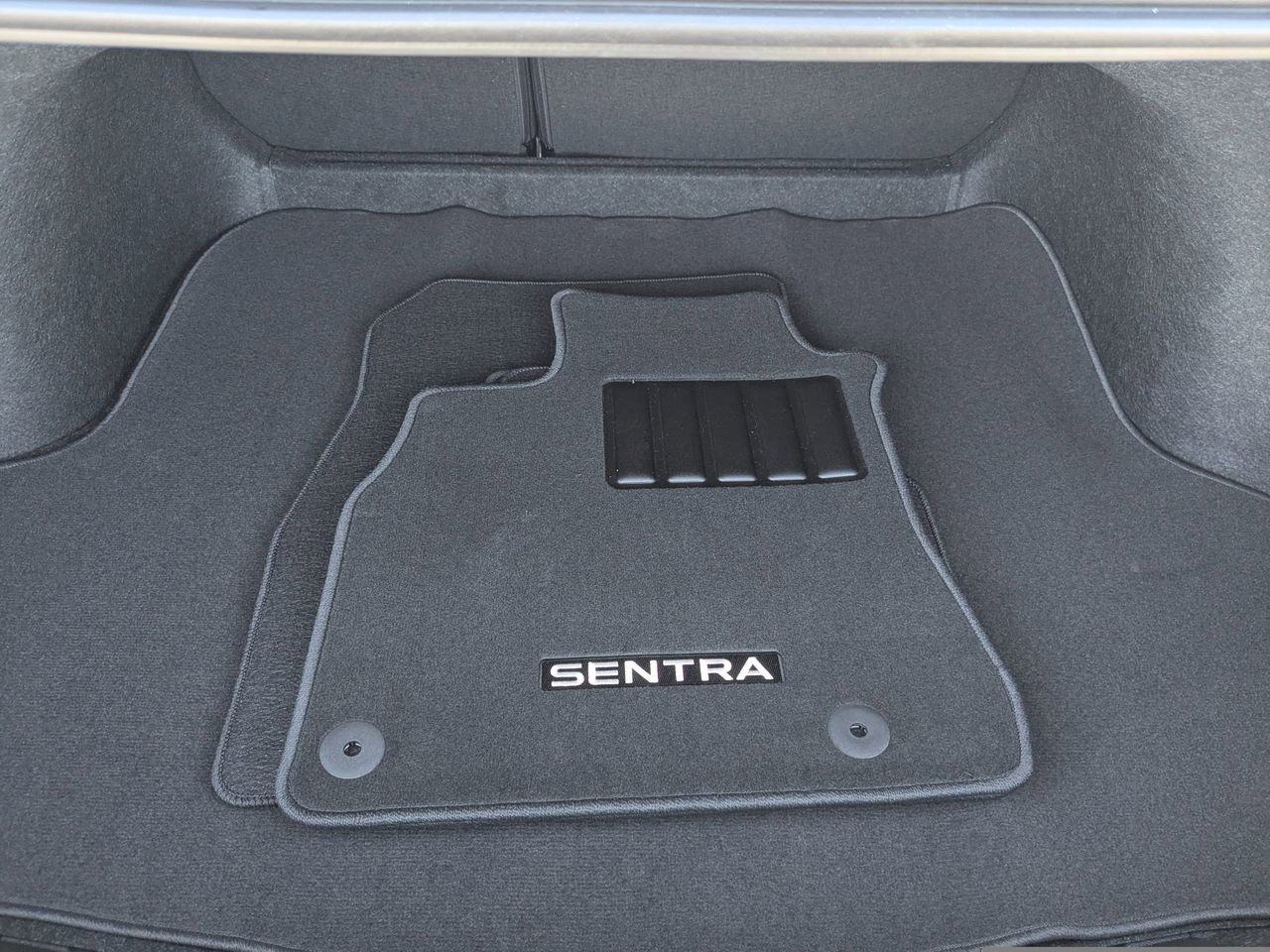New 2026 Nissan Sentra SV FWD image 29