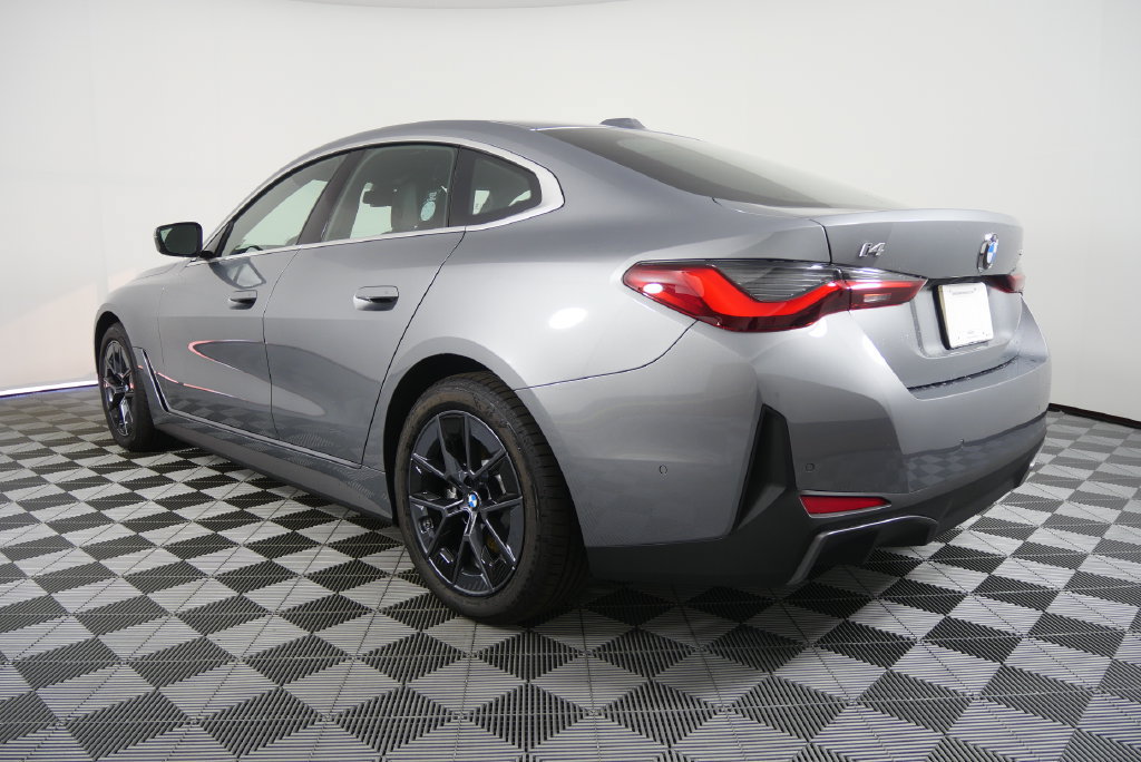 New 2026 BMW i4 xDrive40i w/ Parking Assistance Package AWD/4WD image 5