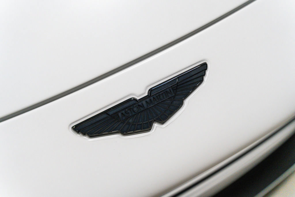 Used 2023 Aston Martin V12 Vantage RWD image 93