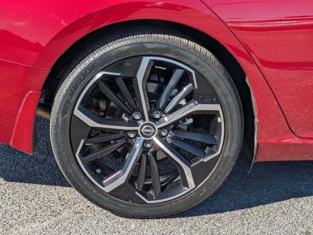 Used 2023 Nissan Altima 2.5 SR w/ SR Premium Package image 13