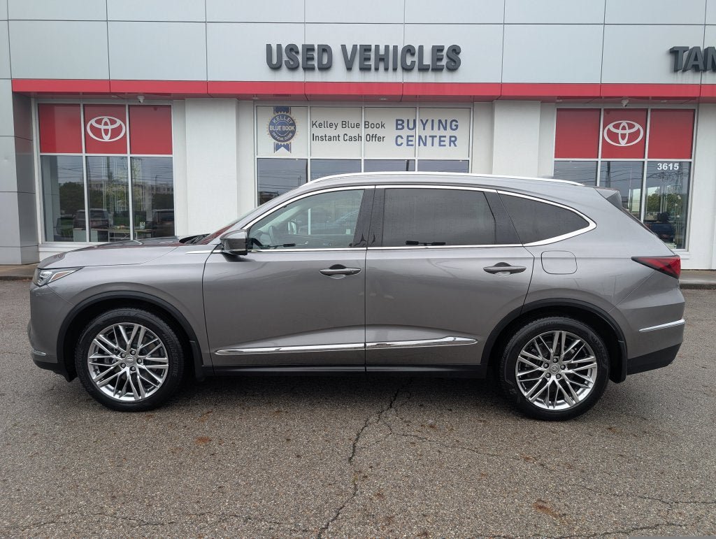 Used 2023 Acura MDX w/ Advance Package AWD/4WD image 4
