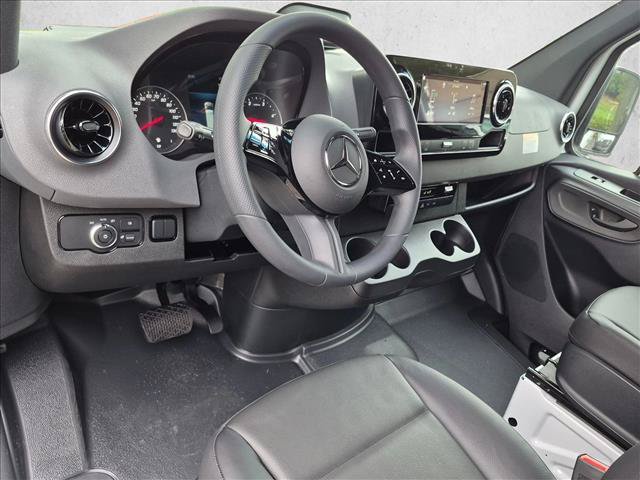 New 2026 Mercedes-Benz Sprinter 2500 image 3