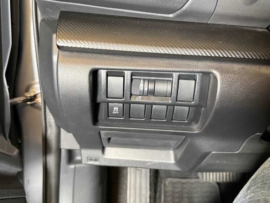Used 2020 Subaru Impreza 2.0i AWD/4WD image 18