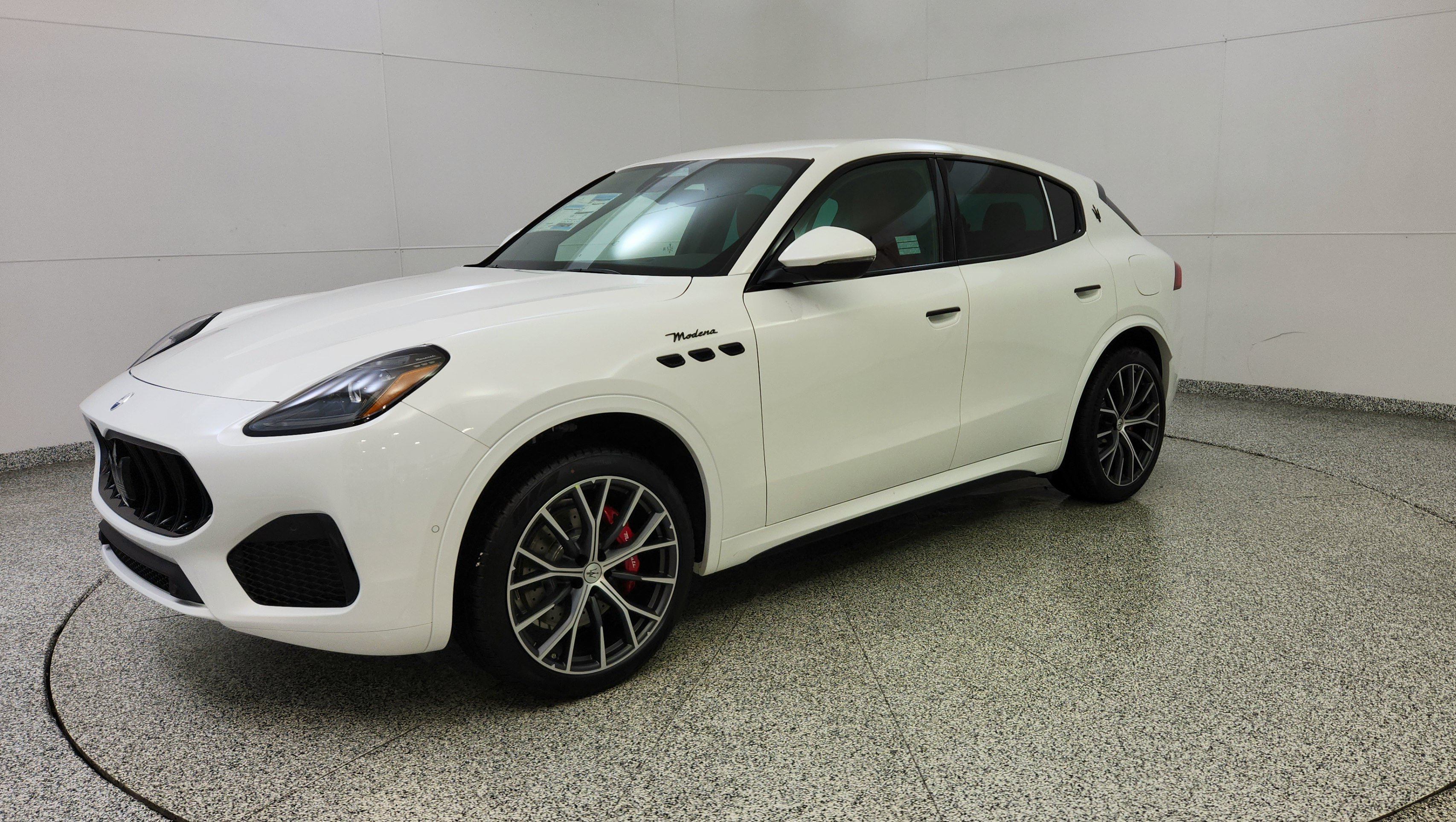 New 2026 Maserati Grecale Modena AWD/4WD image 3