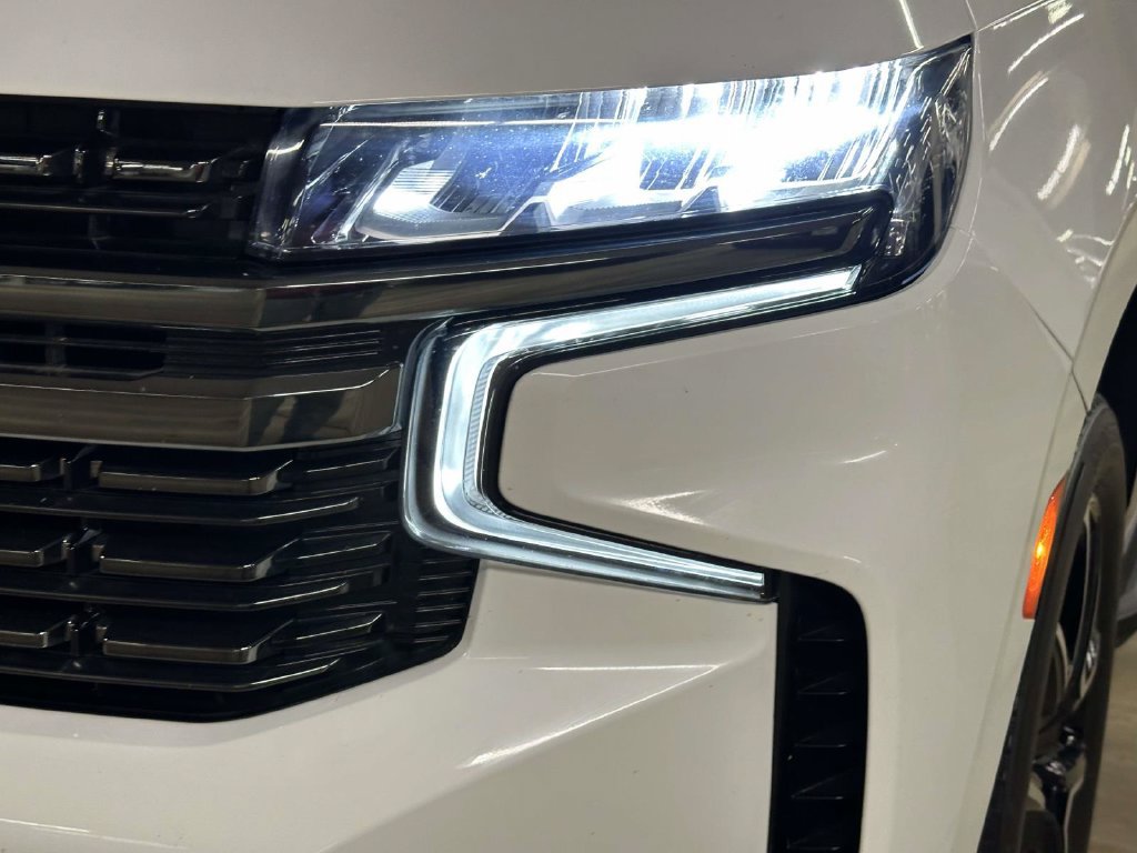 Used 2022 Chevrolet Tahoe RST w/ Luxury Package AWD/4WD image 9