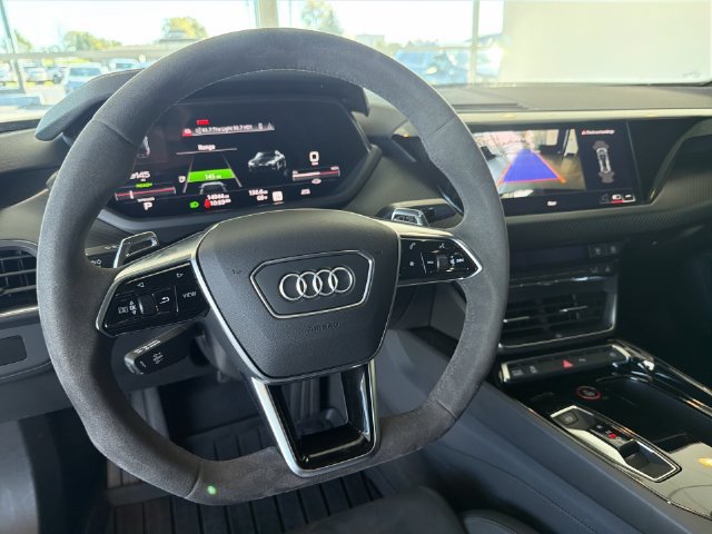 Used 2022 Audi e-tron GT Premium Plus AWD/4WD image 17