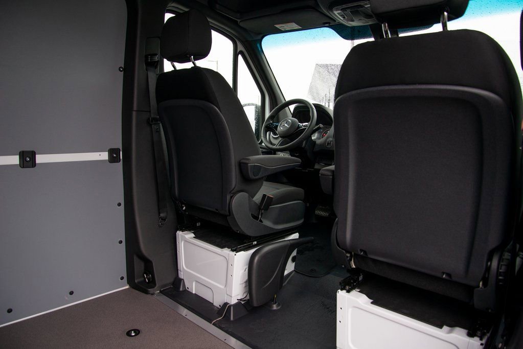 New 2026 Mercedes-Benz Sprinter 2500 image 18