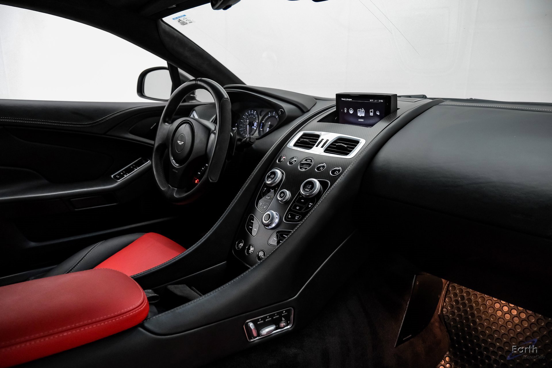 Used 2014 Aston Martin Vanquish Coupe image 39