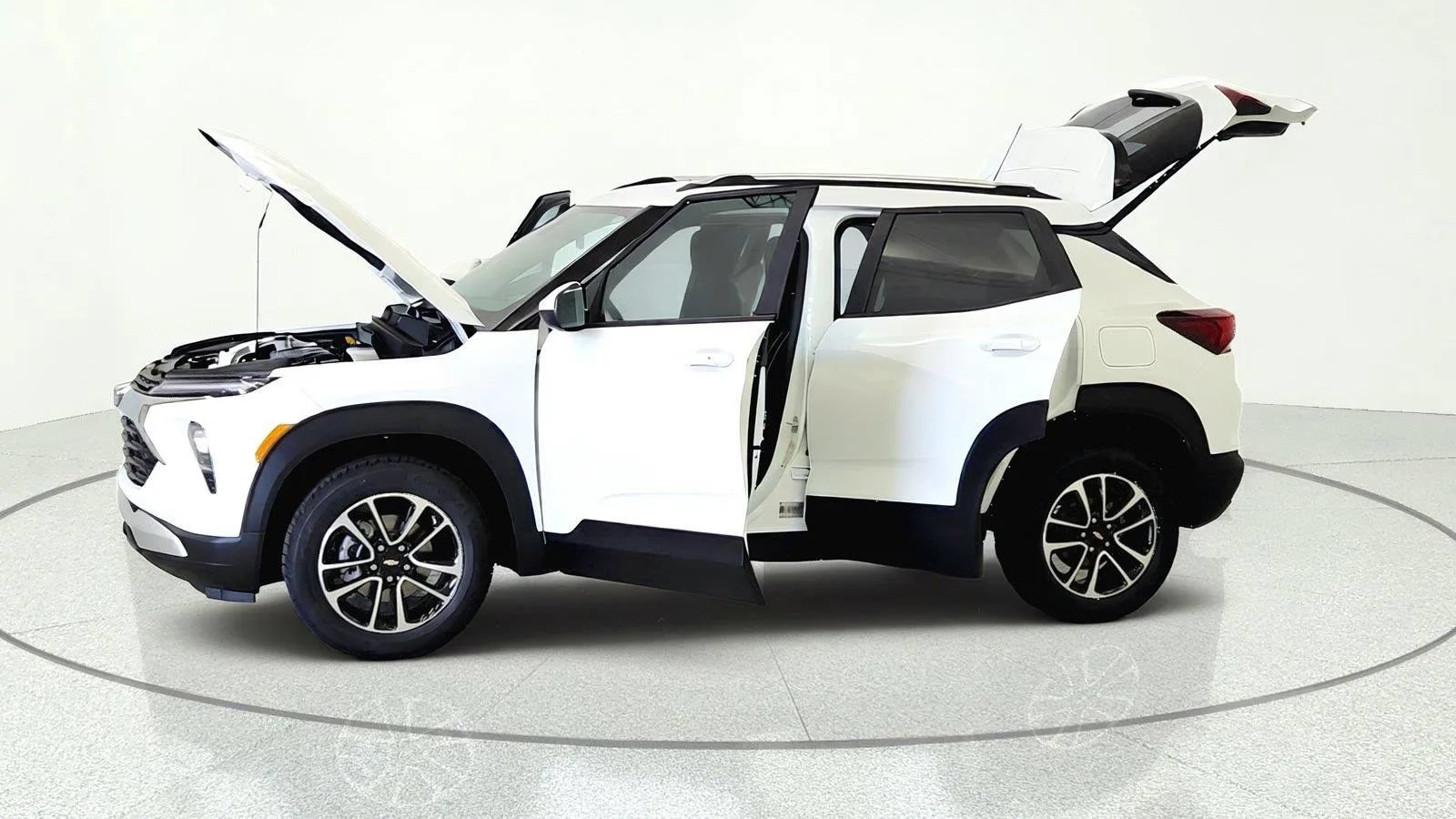 New 2026 Chevrolet TrailBlazer LT w/ Convenience Package AWD/4WD image 9
