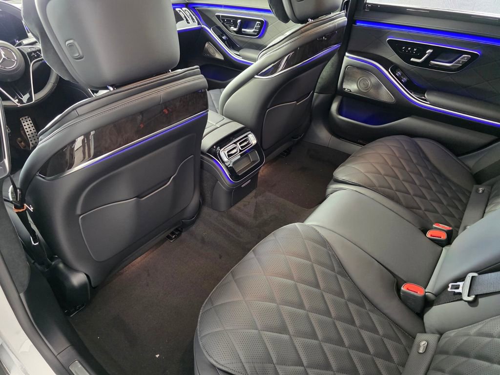 New 2026 Mercedes-Benz S 580 4MATIC Sedan image 12