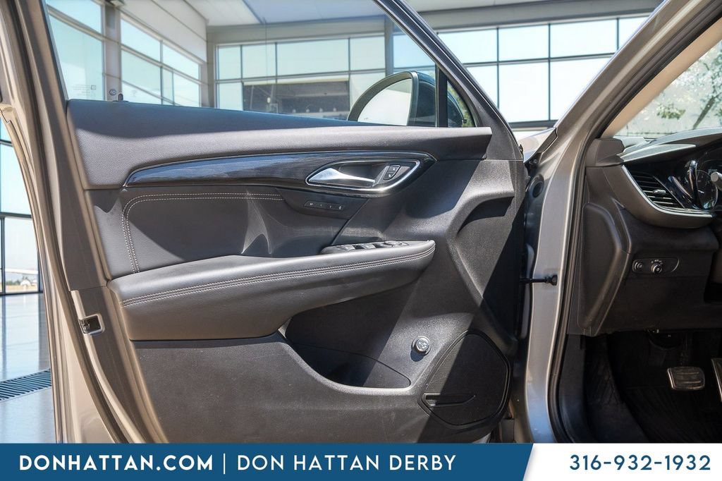 Used 2023 Buick Envision Essence w/ Sport Touring Package AWD/4WD image 15