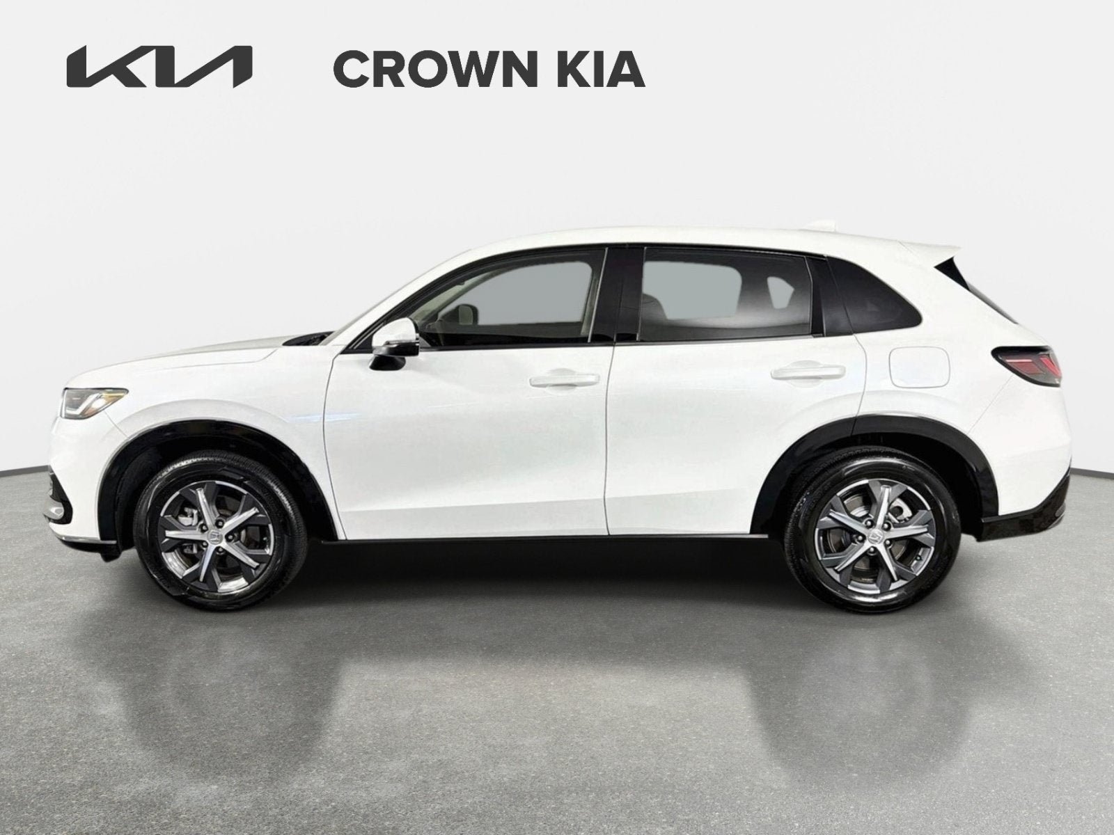 Used 2025 Honda HR-V EX-L image 9