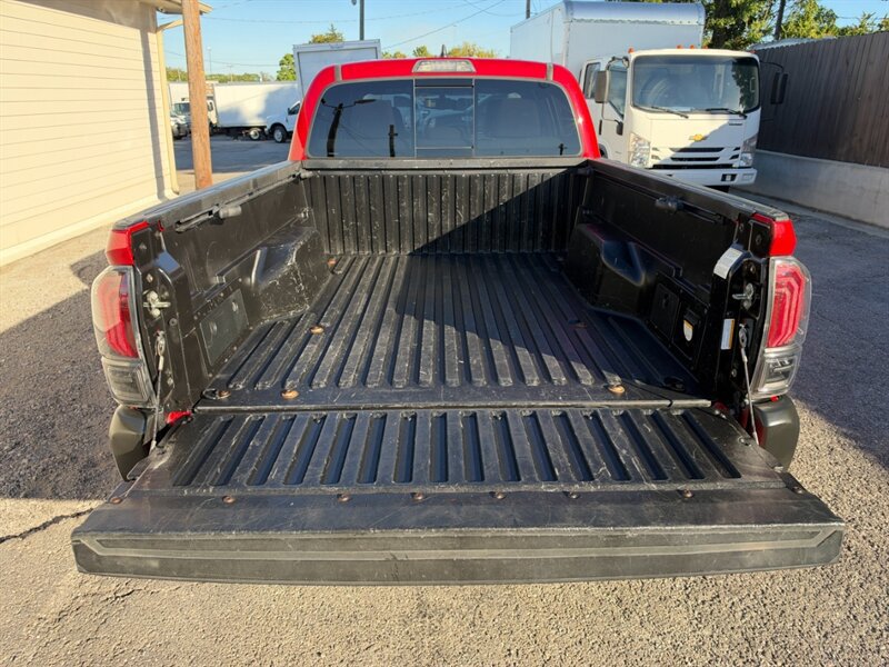 Used 2017 Toyota Tacoma TRD Off-Road AWD/4WD image 24