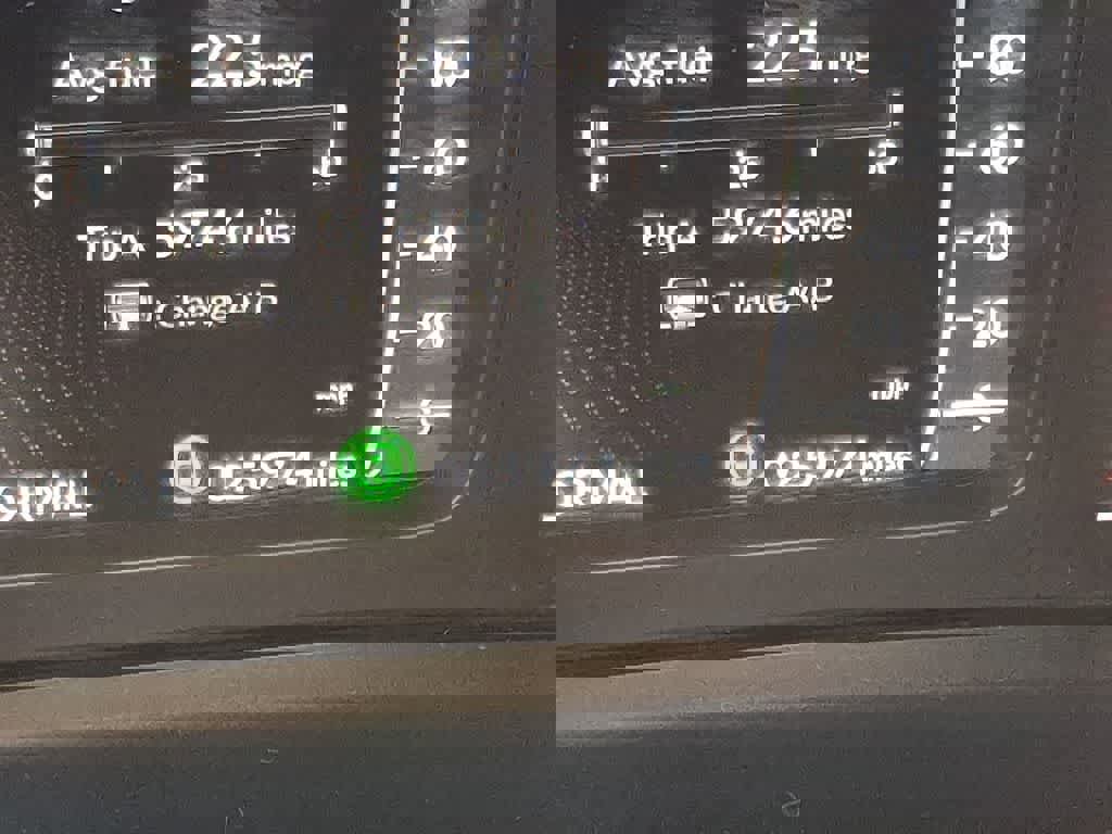 Used 2025 Honda Pilot Elite image 21