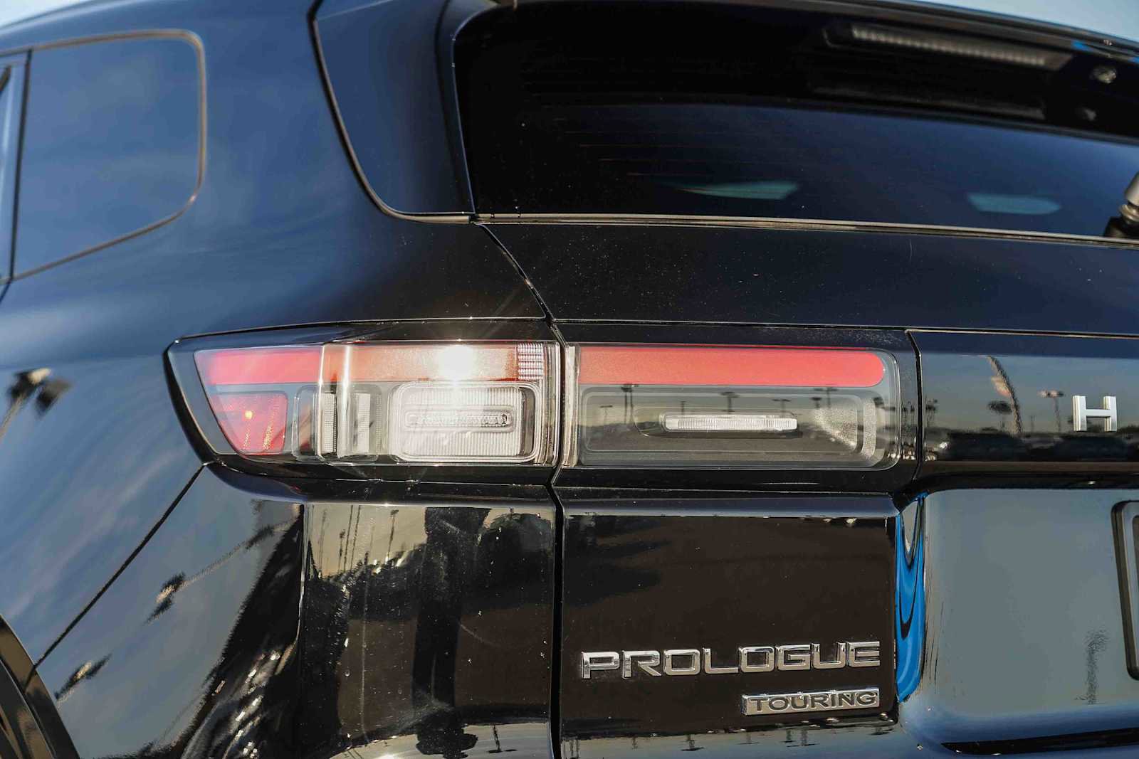 Certified 2024 Honda Prologue Touring image 9