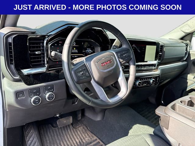 Used 2024 GMC Sierra 1500 Elevation image 11