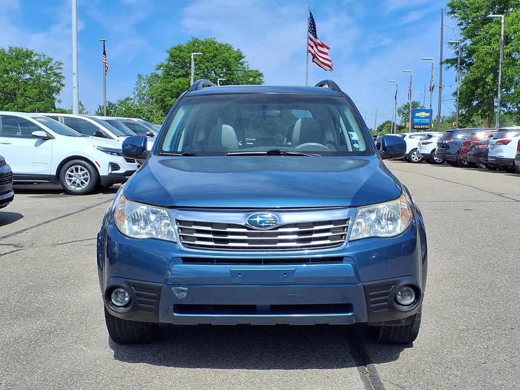Used 2009 Subaru Forester 2.5X Limited AWD/4WD image 2