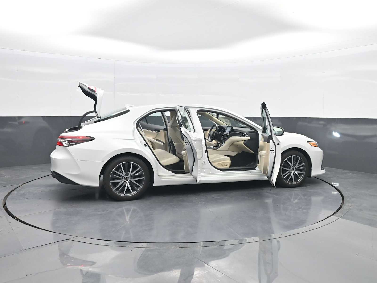 Used 2024 Toyota Camry XLE w/ Navigation Package FWD image 50