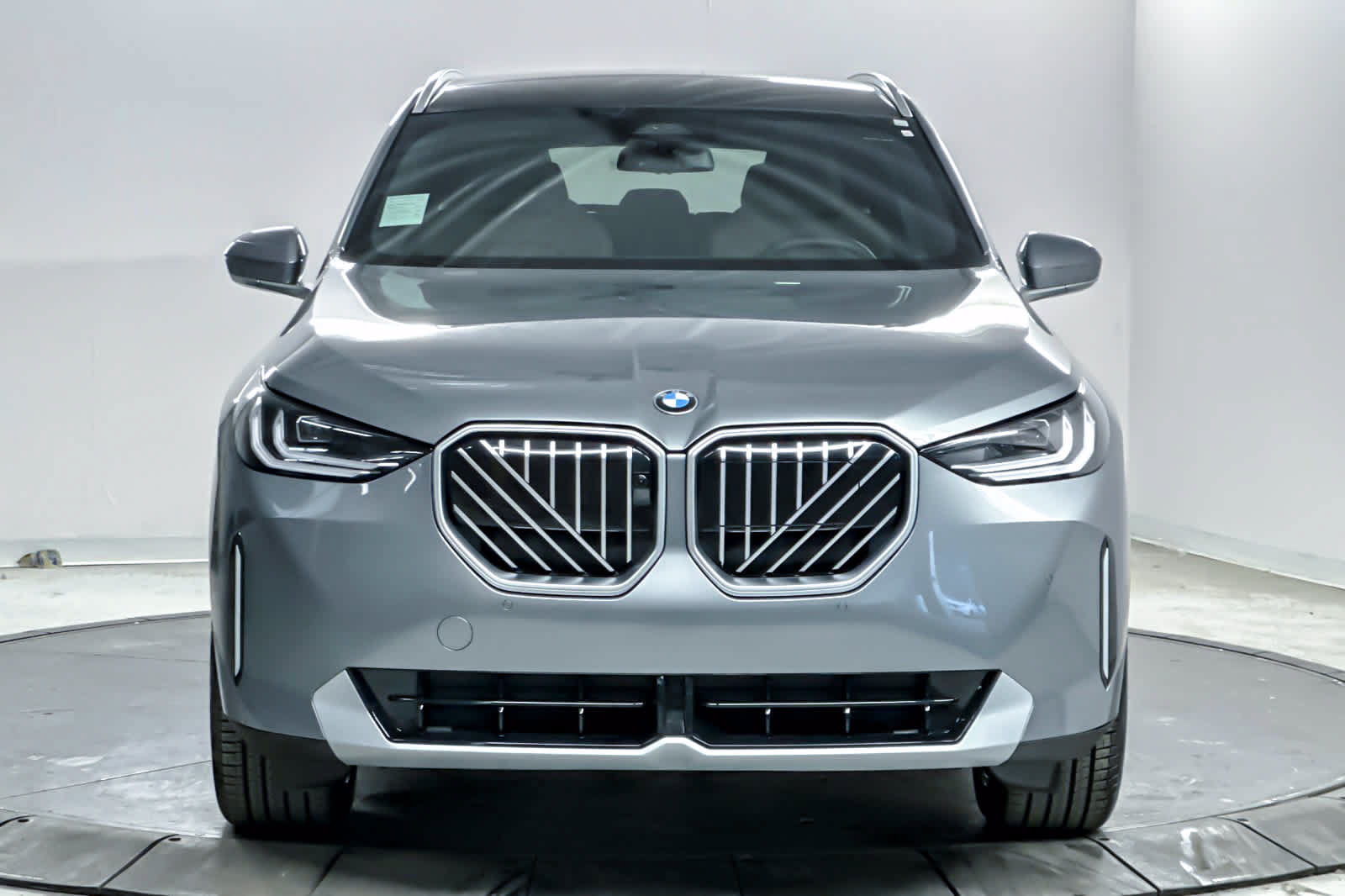 Used 2026 BMW X3 xDrive30i w/ Premium Package AWD/4WD image 10