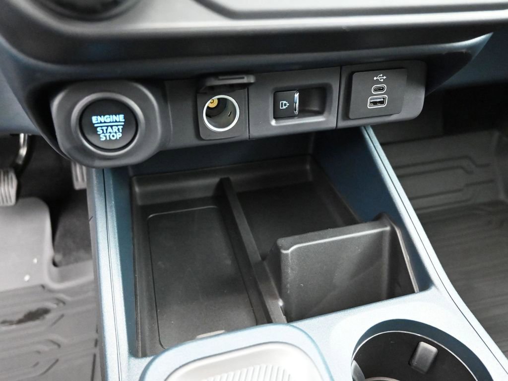 New 2026 Ford Maverick Lobo AWD/4WD image 17