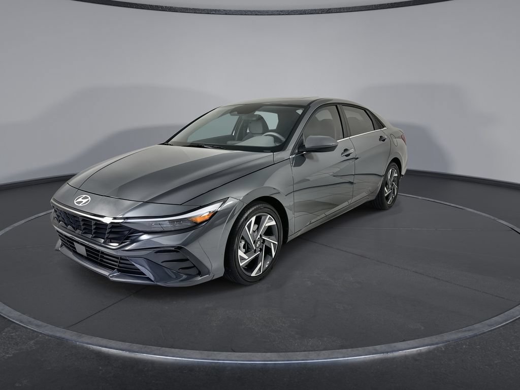 Certified 2025 Hyundai Elantra SEL w/ Cargo Package FWD image 4